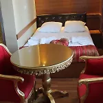 Aquarium Hotel 3*