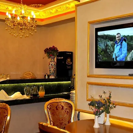 Aquarium Hotel 3*