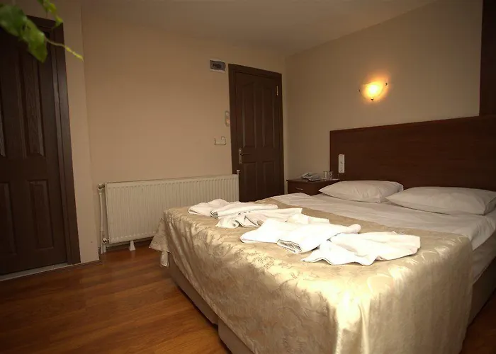 Aquarium Hotel 3*