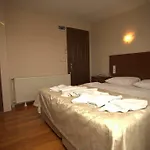Aquarium מלון 3*